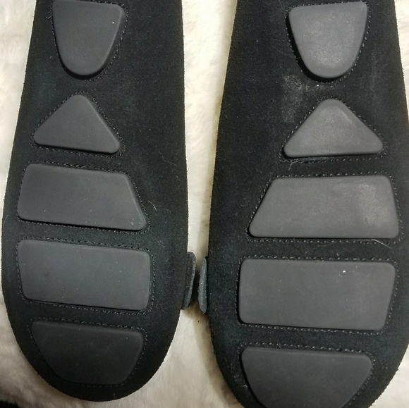 Michael Kors Black with Silver flats - Picture 3 of 6